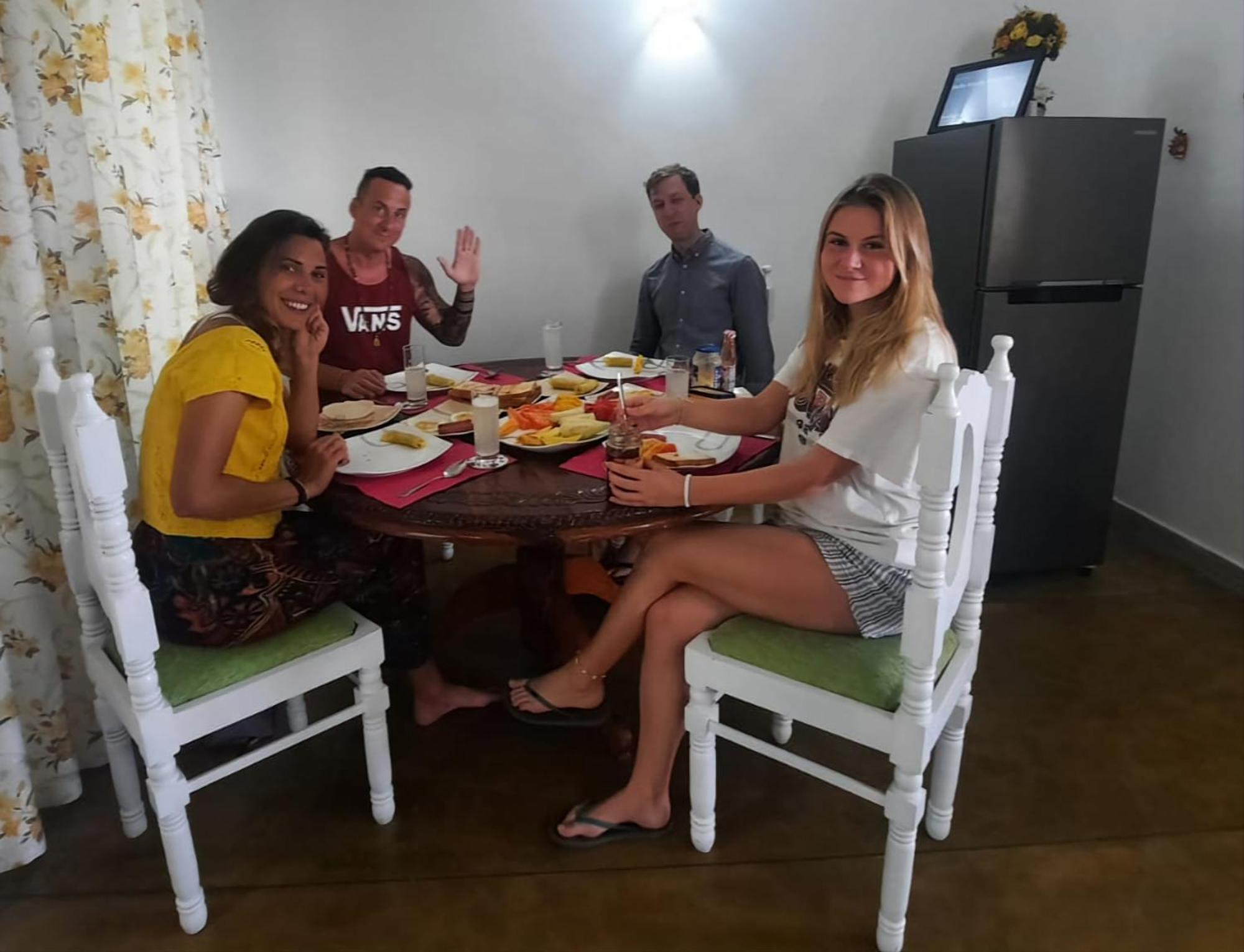 Hello Kandy Homestay Exterior foto